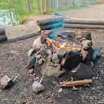 Landscape 12, Karpalo, Yllaes, Tiny With Sauna, Fireplace, Bbq, Wifi, Ski, Fishing, Pets Ok * Äkäslompolo
