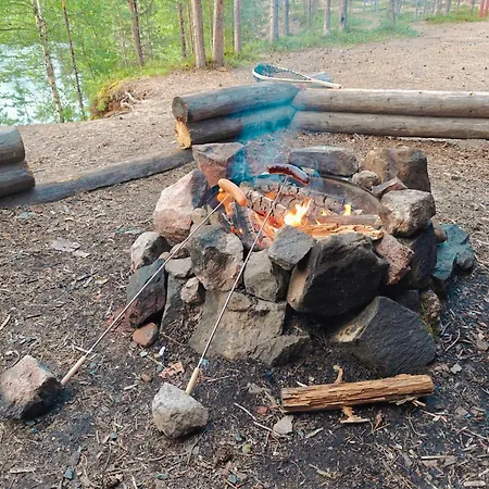 Landscape 12, Karpalo, Yllaes, Tiny With Sauna, Fireplace, Bbq, Wifi, Ski, Fishing, Pets Ok * Äkäslompolo