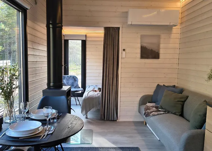 Landscape 12, Karpalo, Yllaes, Tiny With Sauna, Fireplace, Bbq, Wifi, Ski, Fishing, Pets Ok Chalet